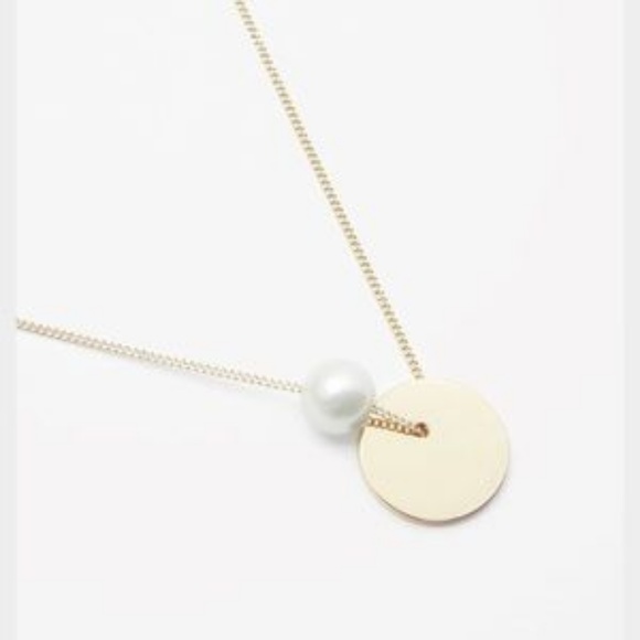 COS Jewelry - COS Short Pearl and Disc Necklace